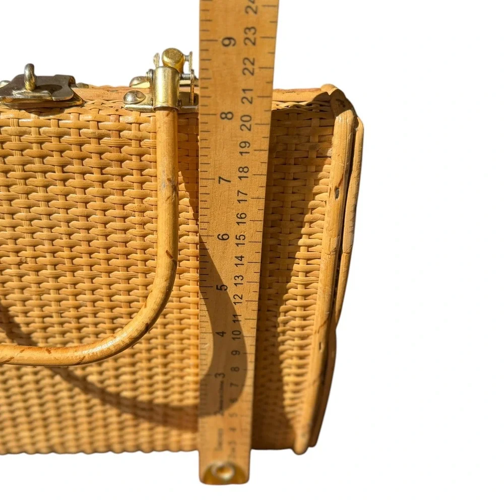 Vintage Wicker Top Handle Bag Woven Rattan Satchel Purse Honey Brown Cottagecore